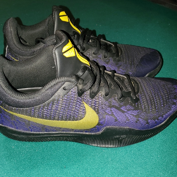 Size 8 Nike Kobe Bryant Mamba Rage Sneakers Gold and Purple - Picture 5 of 6